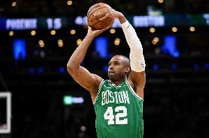 美记：霍福德与勇士达成2年1170万美元合同协议 第二年球员选项